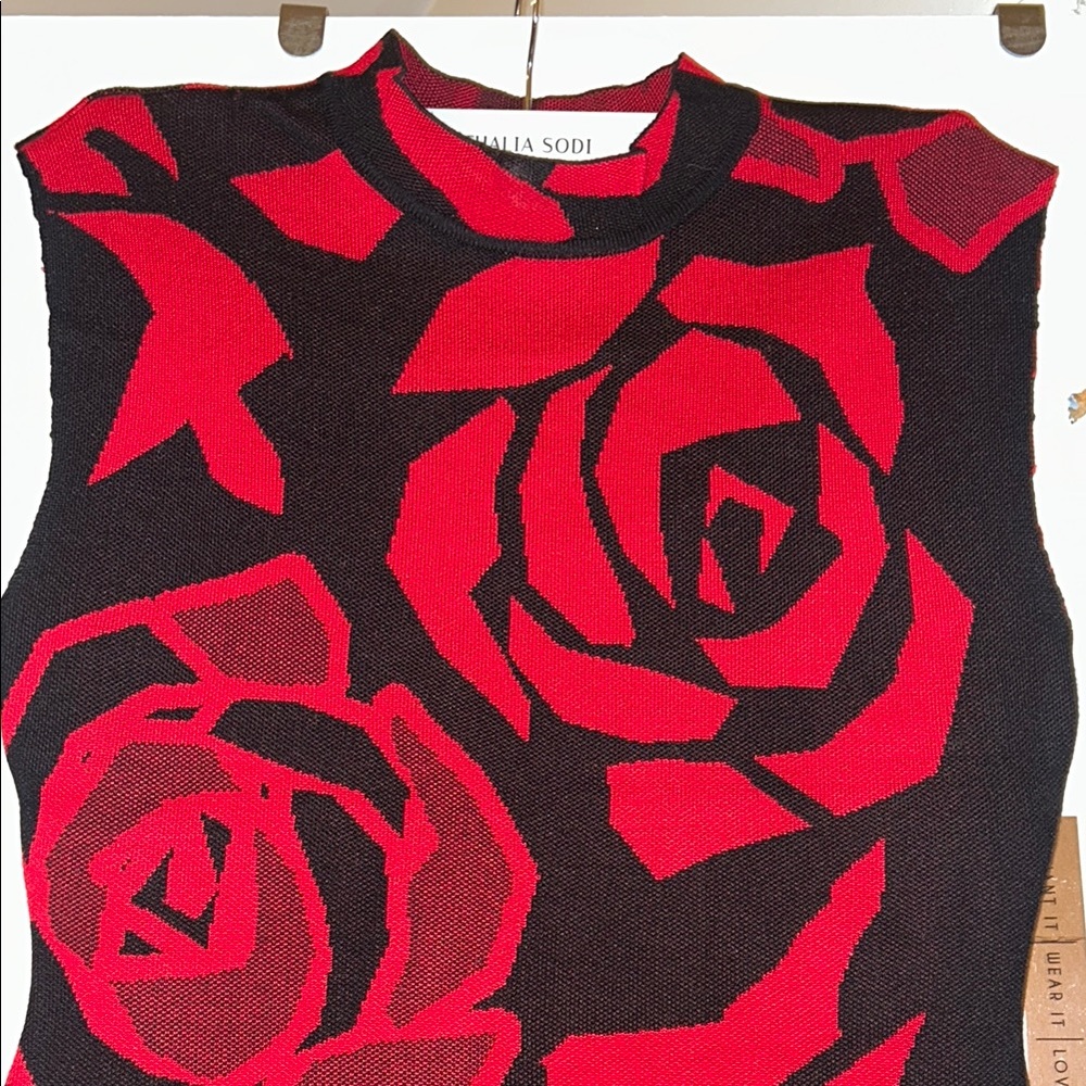 Red and Black Floral Sleeveless Top